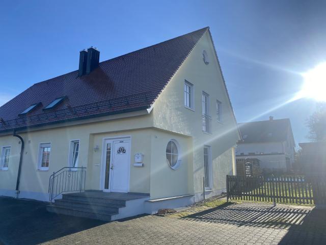 Haus mieten in Kutzenhausen, Bayern