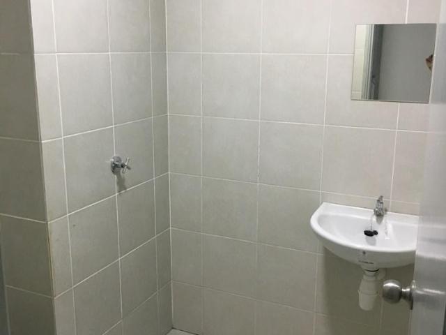 Room for rent in Petaling, Alam Impian