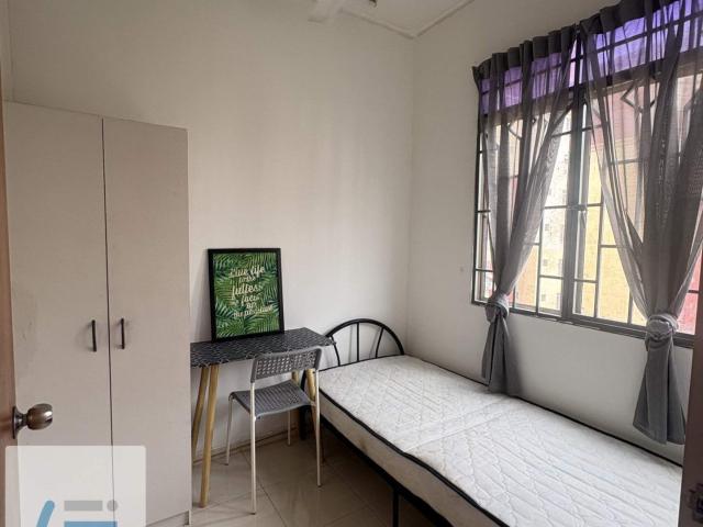Room for rent in Petaling, Damansara Damai
