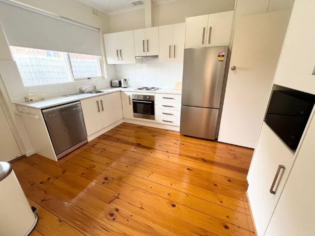 Apartment for rent in City Of Holdfast Bay, Horseshoe Creek