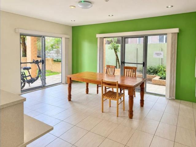 Granny Flat for rent in Sydney, New South Wales