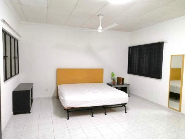 Room for rent in Petaling, Damansara Damai