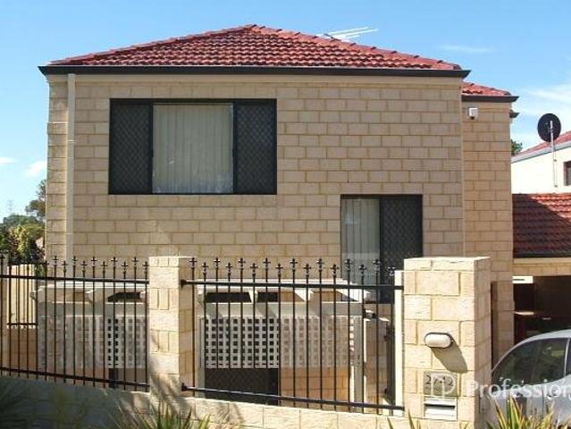 Townhouse for rent in Bentley, Western Australia