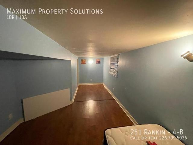Room for rent in Windsor