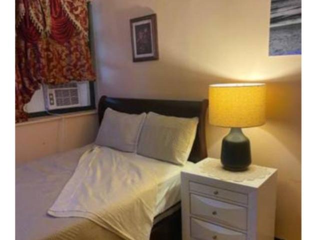 Room for rent in The Bronx, Arverne