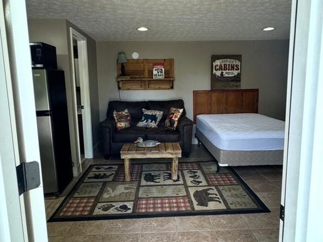 Room for rent in Shelbyville, Middle Tennessee
