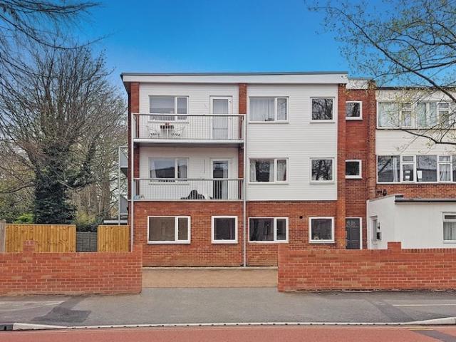 Studio for rent in The Slade, Oxfordshire