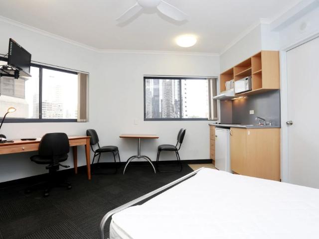 Granny Flat for rent in Toombul, Queensland