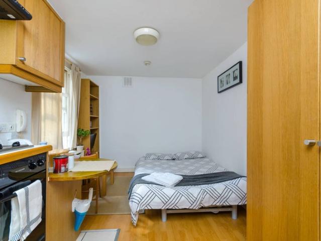 Studio for rent in West Kensington, Greater London