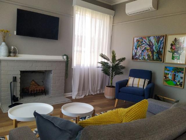 Apartment for rent in Heidelberg Heights, Melbourne