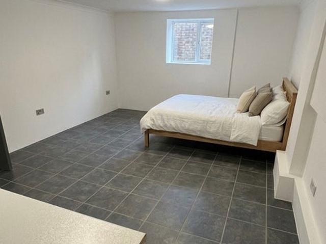 Studio for rent in Harlesden, Greater London