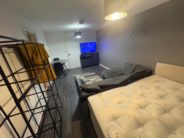Studio for rent in Digbeth, West Midlands
