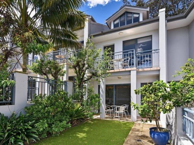 Townhouse for rent in Sydney, New South Wales