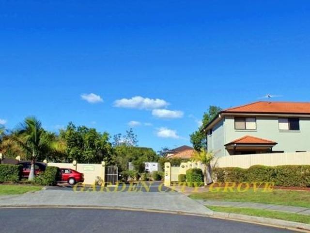 Townhouse for rent in Toombul, Queensland