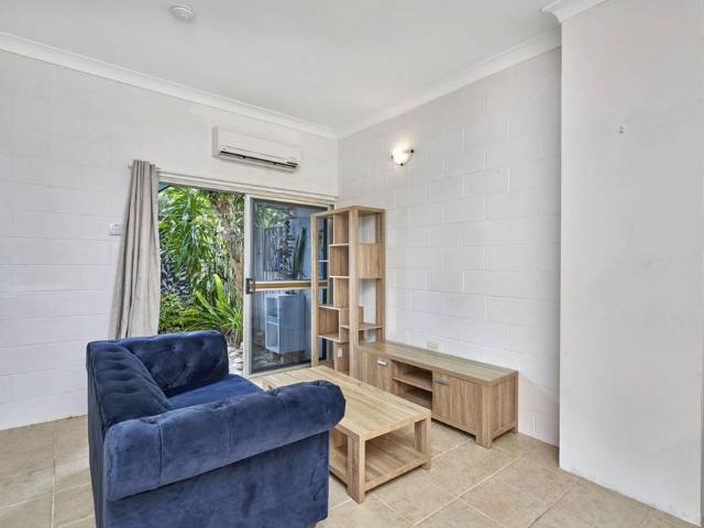 Townhouse for rent in Edge Hill, Cairns