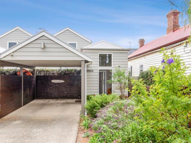 Townhouse for rent in Barwon Heads, Victoria