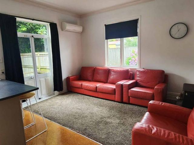 House for rent in Otakou