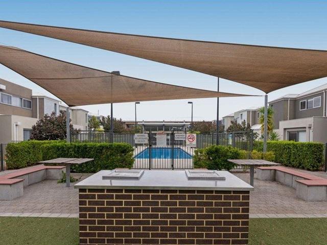 Apartment for rent in Queens Park, Western Australia