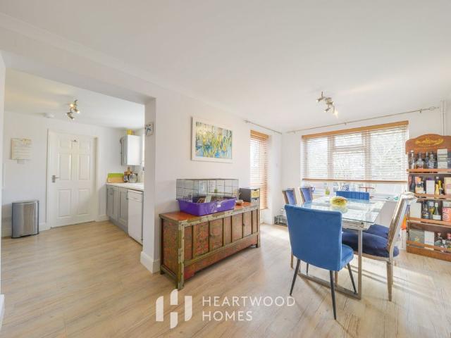 House for rent in Five Acres, Hertfordshire
