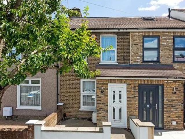 House for sale in London Borough of Croydon, Thornton Heath