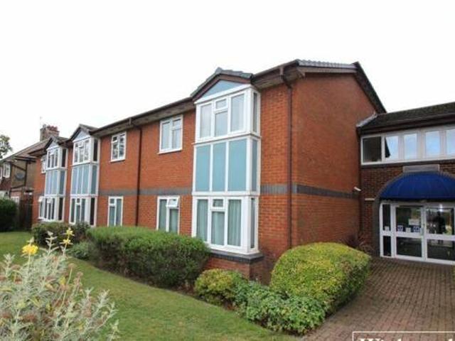 House for sale in Elstree and Borehamwood, Borehamwood