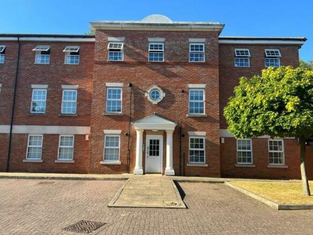 Apartment for rent in Weedon Bec