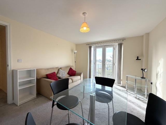 Apartment for rent in Ordsall, Salford