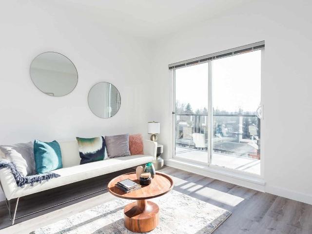 Apartment for rent in Surrey, British Columbia