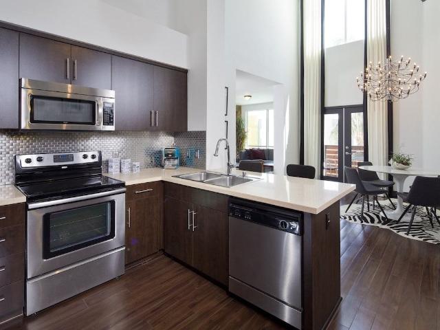 Apartment for rent in Canoga Park, California