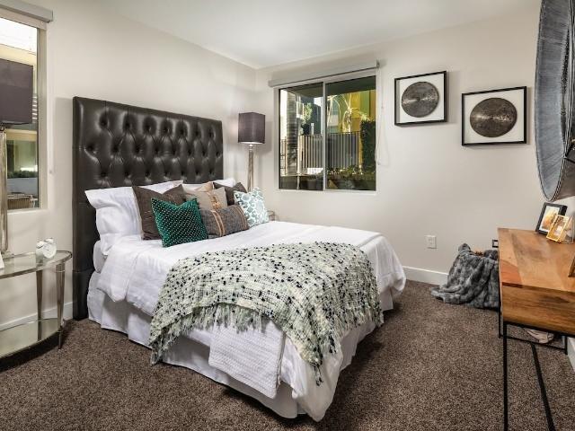 Apartment for rent in Canoga Park, California