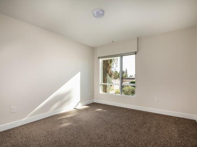 Apartment for rent in Canoga Park, California