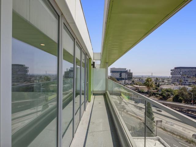 Apartment for rent in Canoga Park, California