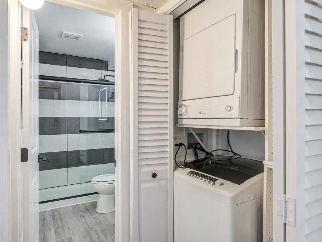 Apartment for rent in Woodland Hills-Warner Center Neighborhood Council District, Canoga Park