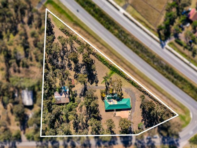 Cottage for sale in Bringelly, New South Wales