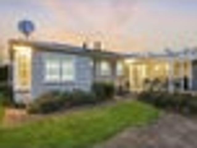 House for sale in Omokoroa, Bay Of Plenty
