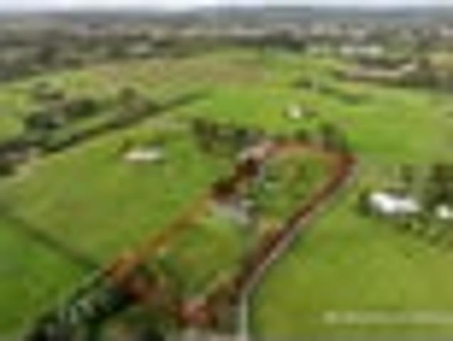 House for sale in Awhitu