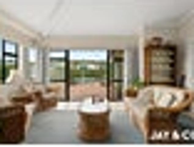 House for sale in Franklin, Awhitu