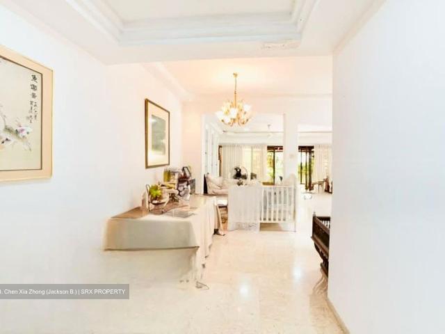 Apartment for sale in Upper Bukit Timah