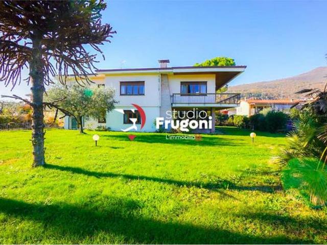 Villa Indipendente in vendita a Comunità montana della Valle Sabbia, Gavardo