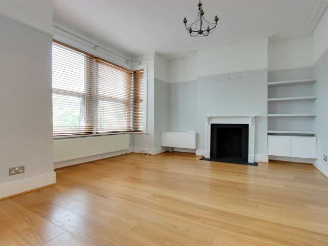 Apartment for rent in Greater London