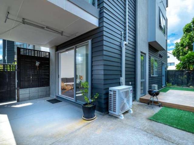 Apartment for rent in Paremoremo
