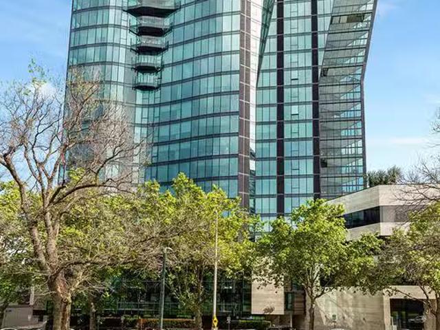 Apartment for rent in East Melbourne
