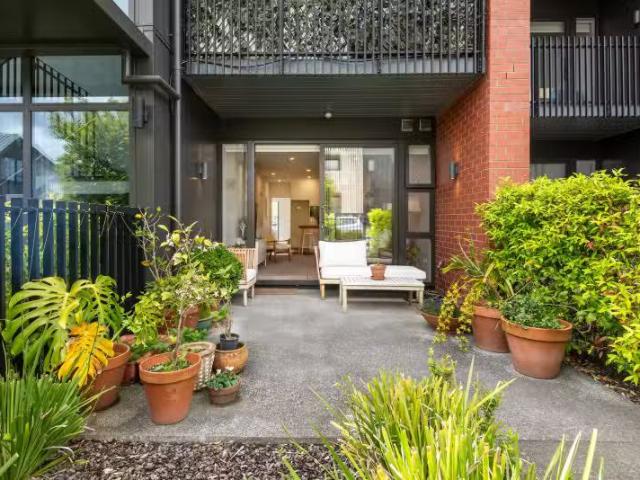 House for sale in Wairau Valley