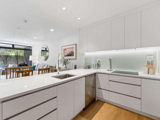 Apartment for rent in Takapuna