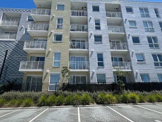 Apartment for rent in Royal Oak, Oroua County