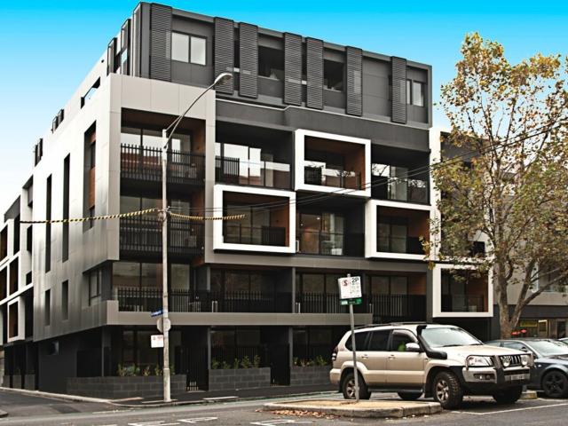 Apartment for rent in Carlton