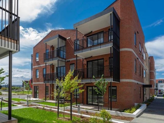 Apartment for rent in Limeburners Bay, Upper Harbour