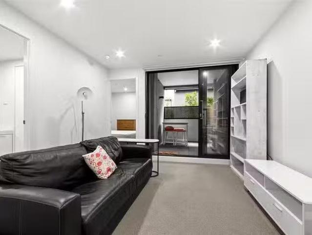 Apartment for rent in Burwood