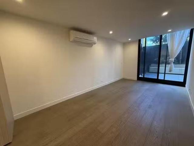 Apartment for rent in Box Hill