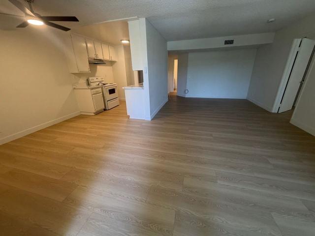 Apartment for rent in Palms, Los Angeles